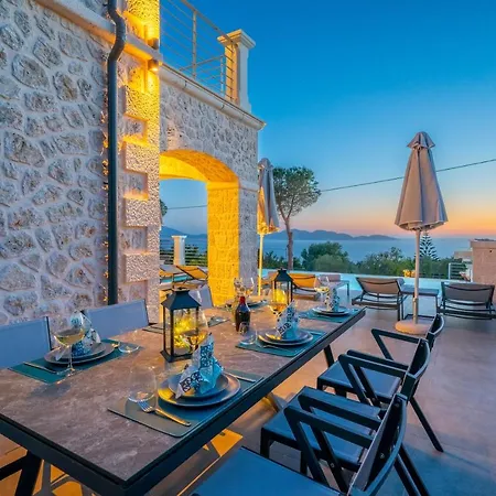 Loel فيسكاردو