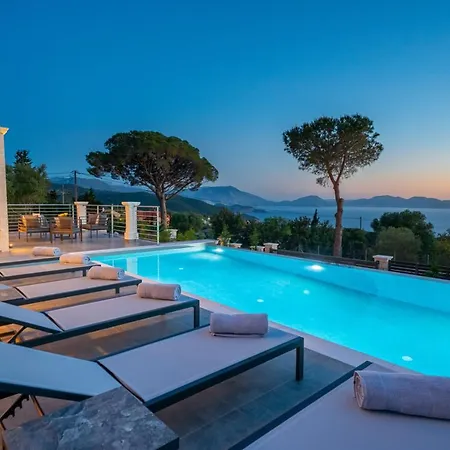 Loel فيسكاردو