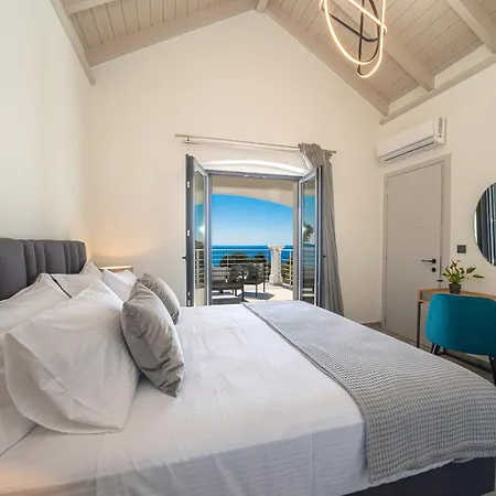 Loel Фискардон